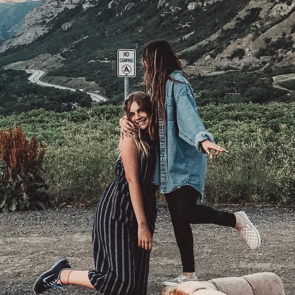 URBAN OUTFITTERS oversized button up - Picture 8 of 8